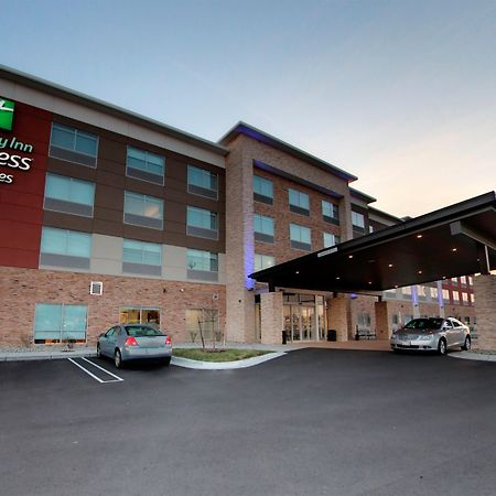 Holiday Inn Express & Suites - Detroit Northwest - Livonia By Ihg Buitenkant foto