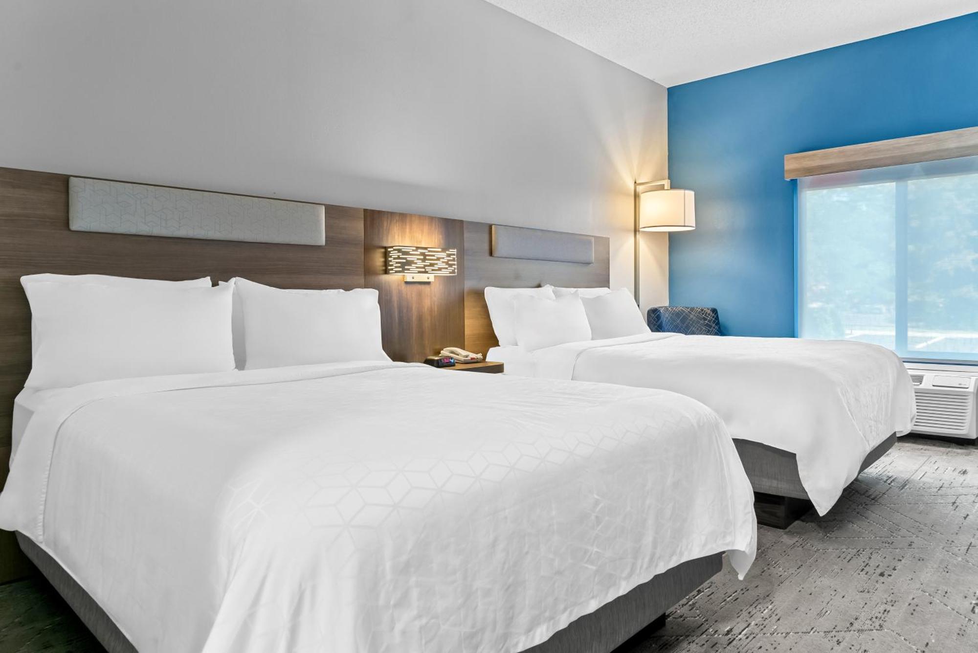 Holiday Inn Express & Suites - Detroit Northwest - Livonia By Ihg Buitenkant foto