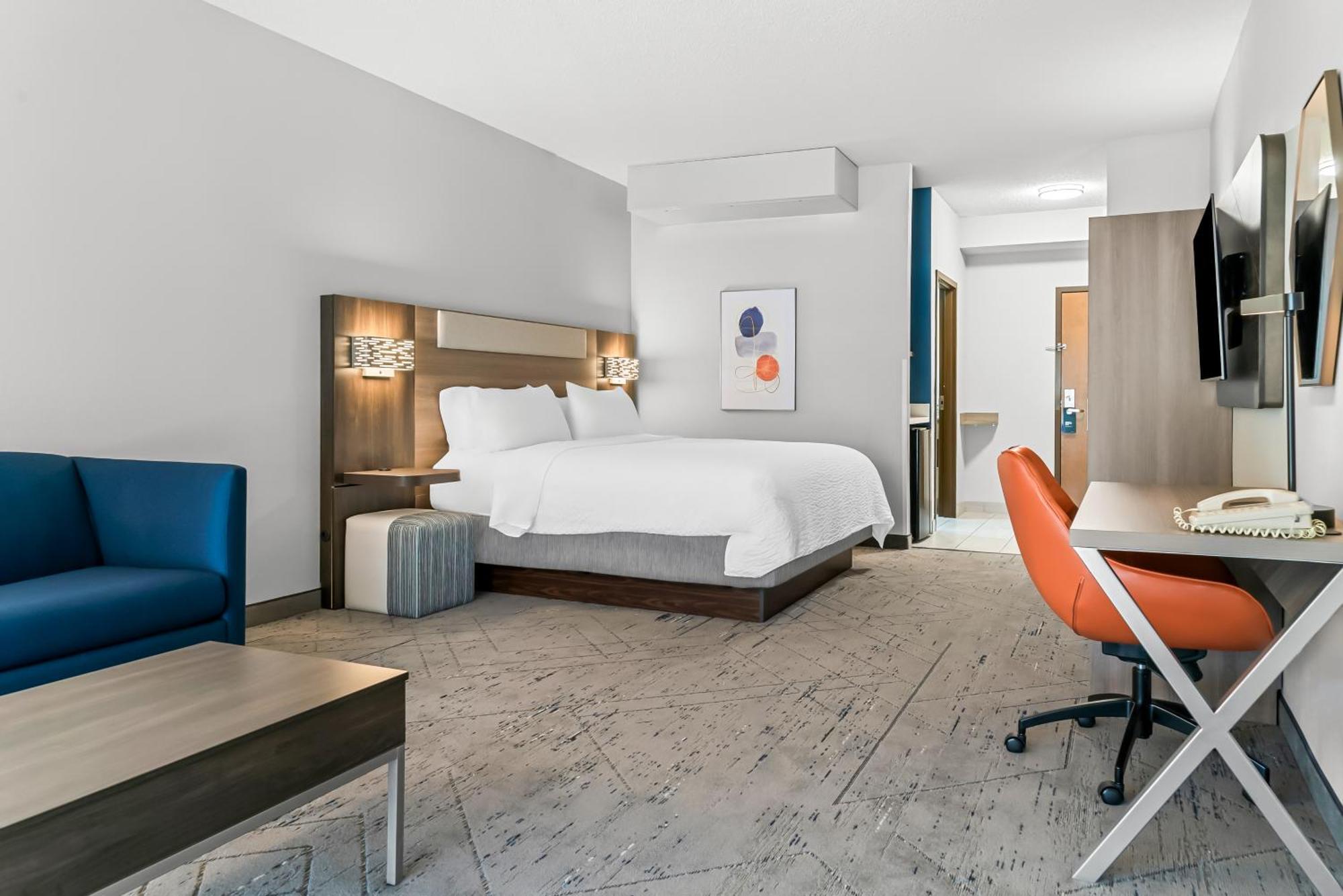 Holiday Inn Express & Suites - Detroit Northwest - Livonia By Ihg Buitenkant foto