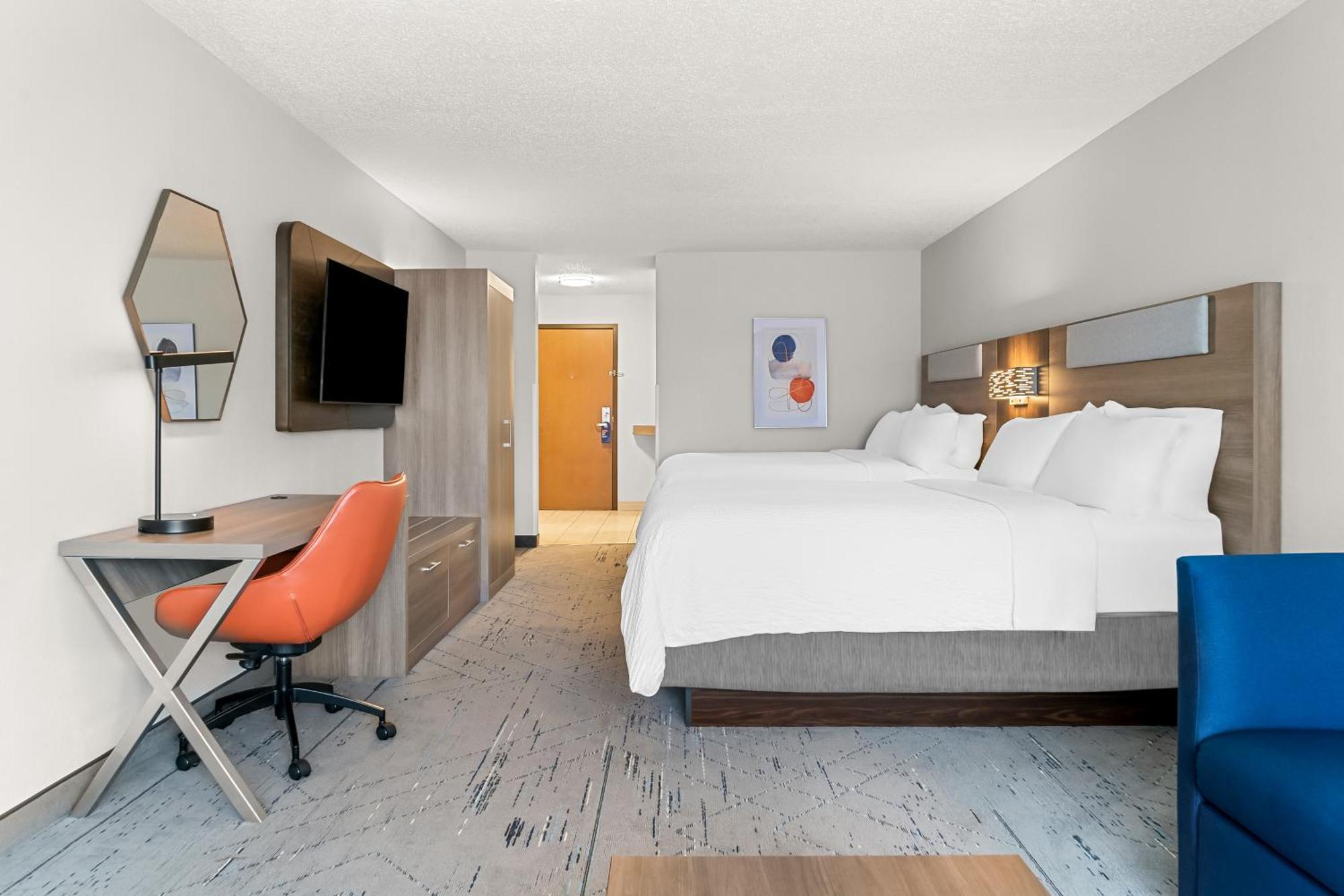 Holiday Inn Express & Suites - Detroit Northwest - Livonia By Ihg Buitenkant foto